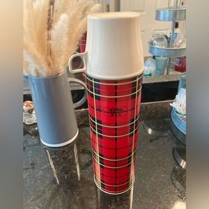 Vintage King Seeley Thermos Tartan Quart Size Red Plaid 13 inches Tall USA